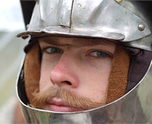 Много людей стали на защиту одесского рыцаря. Фото с сайта: vk.com. 