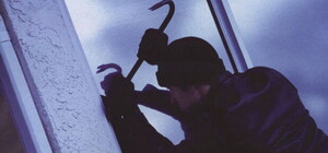 Молодчик грабил квартиры одесситов через металлопластиковые окна