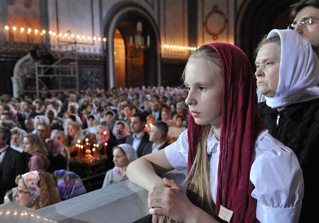Верующих различных направлений будет охранять толпа милиционеров. Фото с сайта: liveinternet.ru.