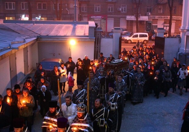 Первый крестный ход прошел в 4 утра. Фото с сайта: pravoslav.odessa.net.