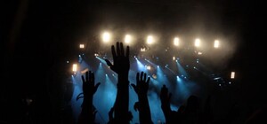 Фанаты готовятся встречать Linkin park: раскрасят 