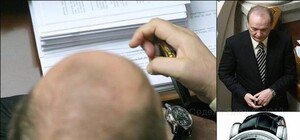 Нардеп Юрий Иванющенко засветил роскошные часы за 5 миллионов