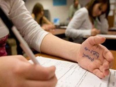Школьники будут сдавать тесты с 15 мая по 7 июня. Фото - donbass.ua
