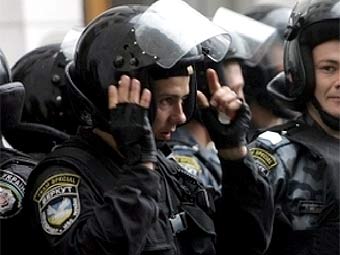 Правоохранители будут обеспечивать порядок в городе на майские праздники. Фото - lenta.ru