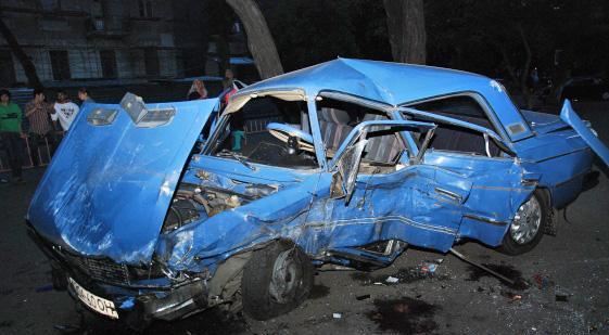 В самом центре города столкнулись два авто. Фото - timer.od.ua