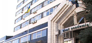 Погуляли: два десятка выпускников Одесской юракадемии в больнице с отравлением