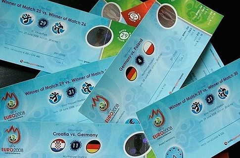 Дорогие билеты на Евро могут запросто оказаться подделкой. Фото - sport.segodnya.ua