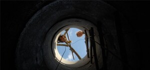 Под Одессой двухлетний малыш упал в колодец, мать прыгнула следом