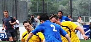 Нехорошая примета: Сборная французских журналистов выиграла у украинцев