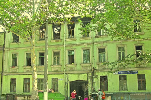 В Одессе пылал жилой дом. Фото - Людмила Серикова.