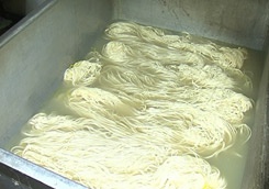 В Харьковской области до сих пор не закрылся нелегальный сырный цех 