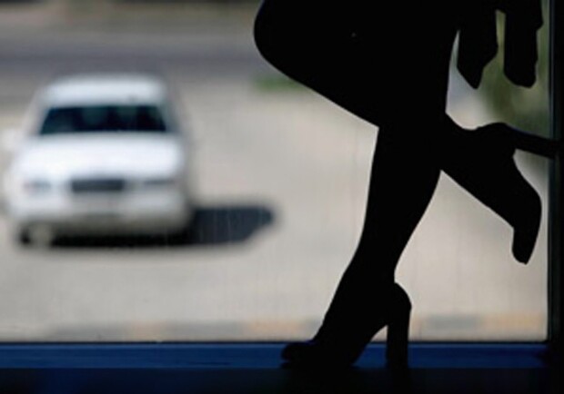 Псевдомилиционеры брали деньги с проституток. Фото - volynnews.com