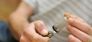 Одесские судьи за 50 тысяч долларов отпустили цыганку, 20 лет торговавшую героином