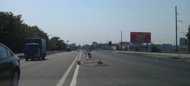 На Новониколаевской дороге смертельная ловушка.
Фото - 4road.net