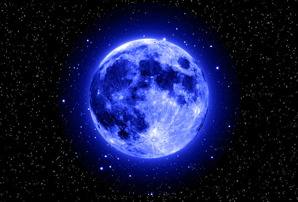 В небе можно будет увидеть необычную Луну. Фото - rewalls.com