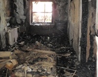 Огонь уничтожил три комнаты. Фото: пресс-служба облМЧС.