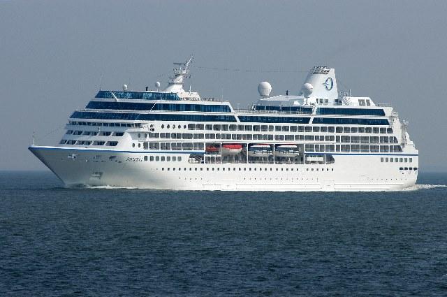В Одессе стоит последний лайнер сентября. Фото с сайта: hafen-hamburg.de.