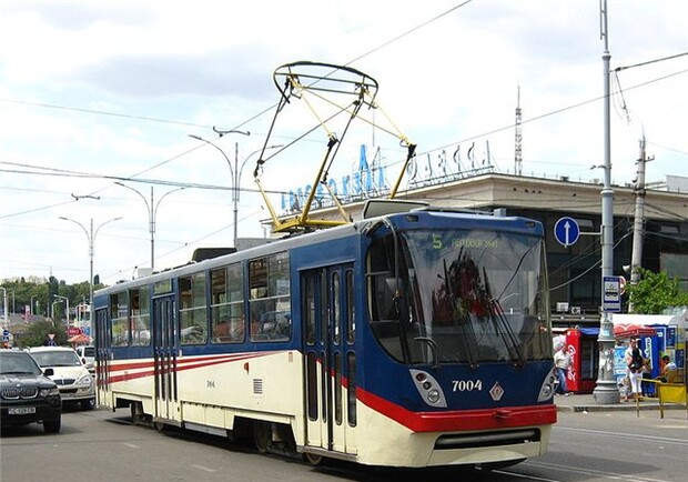 Одесский электротранспорт будет ходить по часам. Фото с сайта: transphoto.ru.
