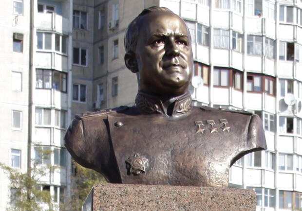 В Одессе появился памятник маршалу Жукову. Фото - odessit.ua