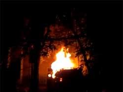 Новость - События - В центре Одессы сгорел внедорожник Toyota Prado