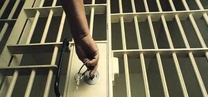 Донецкие зэки обворовывали с помощью 