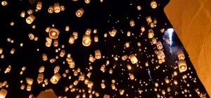 Счастье в честь конца света запустит фонарики в небо