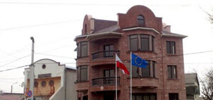 В Севастополе поиздевались над машиной польского консула