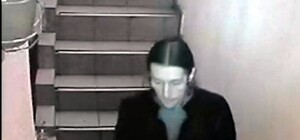 Обнародовано видео с подозреваемым в убийстве сотрудницы букмекерской конторы в центре Одессы  