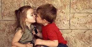 В Днепропетровске проходит конкурс на самый романтичный поцелуй