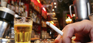 В одесских ресторанах игнорируют запрет и курят больше всего в стране