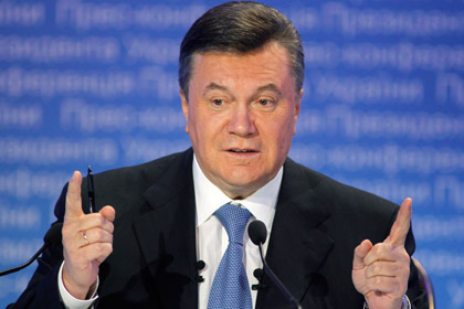 Виктор Янукович сказал, что детей нужно растить и развивать. Фото с сайта: lenta.ru.