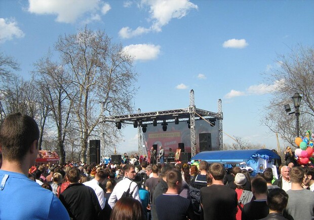 На сцене выступали одесситы и гости города. Фото: Ольга Чайка.