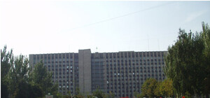 В автопарке Донецкой обладминистрации неизвестно откуда появился Volkswagen Touareg