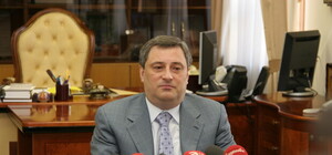 Стало известно, сколько зарабатывает одесский губернатор