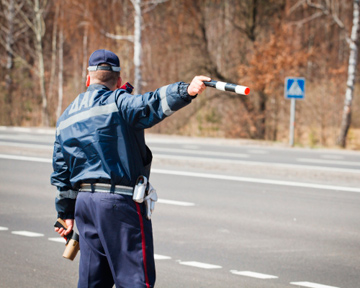Новые правила дорожного движения начнут действовать уже 15 апреля. Фото - podrobnosti.ua