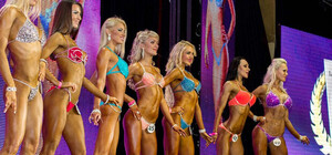 Крымчанки продолжают побеждать в конкурсах фитнес-бикини