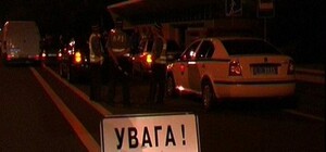 В одесской Крыжановке авто размазало по асфальту девушку, валявшуюся на дороге