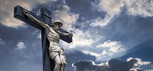 Агафангел потребовал запретить постановку с распятием Христа в центре Одессы