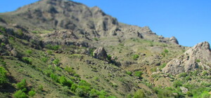 Крымские Арпаты: горное озеро, теплые водопады и захватывающие пейзажи