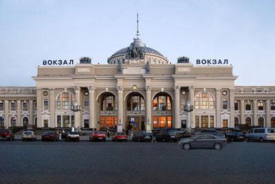На жд-вокзале в Одессе искали бомбу. Фото - odessatourism.in.ua 