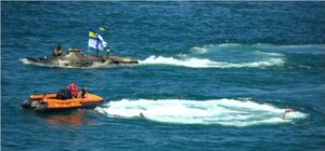 ЧП на репетиции морского парада в Севастополе: машина с морпехами пошла ко дну