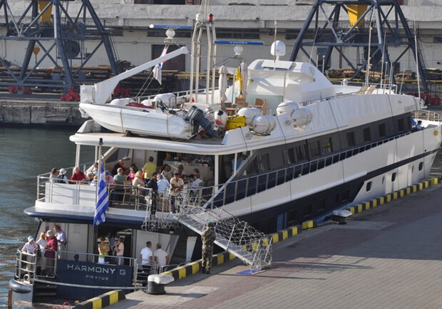 Яхта простоит в Одессе несколько дней. Фото - пресс-служба ОМТП.