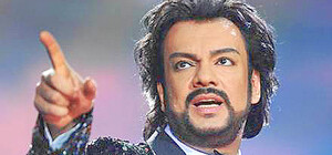 Скандал: охранник Киркорова разбил бутылкой голову киевскому фотографу.