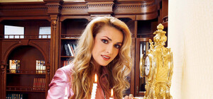 Сегодня с дончанами пообщается первая красавица украинского кино