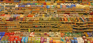 В супермаркетах Днепропетровска нашли кишечную палочку и фальшивую колбасу