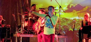 Скрипка рассказал о новом киево-харьковском альбоме и на концерте упал в толпу