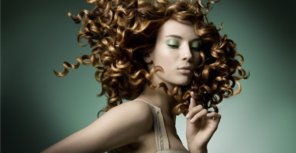 Свадебный макияж, модные прически и роспись на ногтях: луганские мастера покажут 