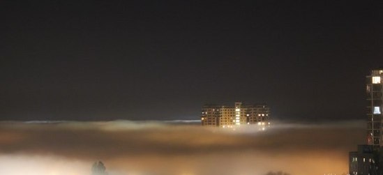 Туман никак не покидает Одессу. Фото - Виктор Петренко