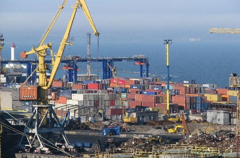 Системы сканирования в порту работают, как положено. Фото: agronews.ua.