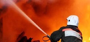 В элитном районе Одессы сгорела новенькая иномарка